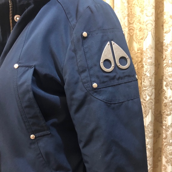 Authentic Moose Knuckle Parka - Picture 4 of 9